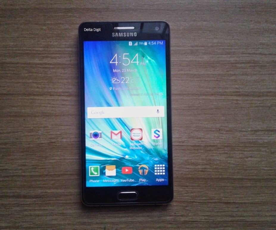 Samsung Galaxy A500H Model in Black