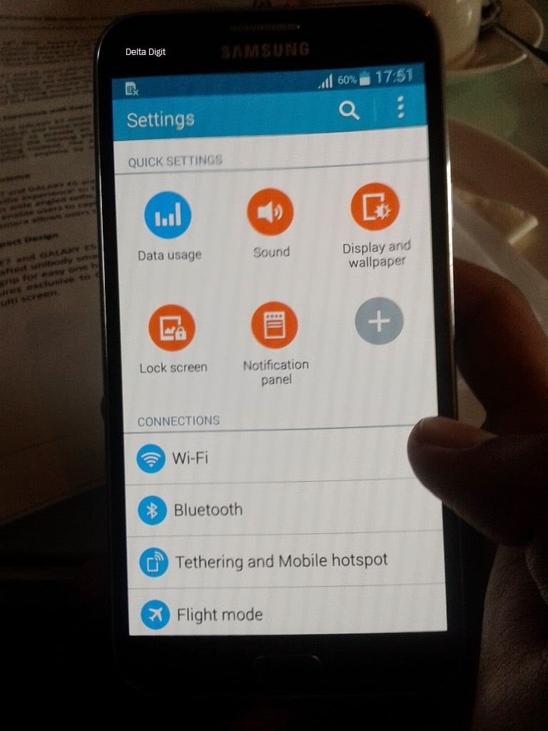 Samsung Galaxy E7 Settings UI